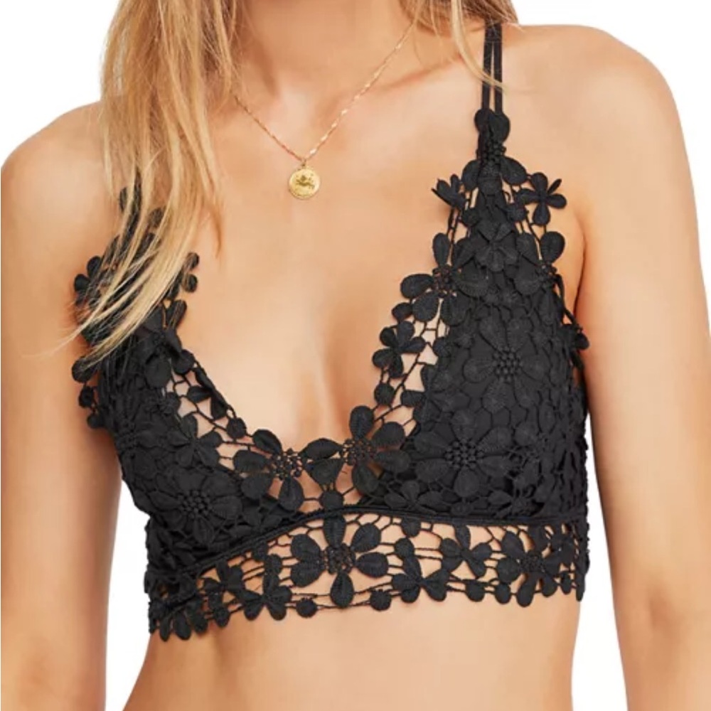 NWT Free People Black Miss Dazie Crochet Bralette M
